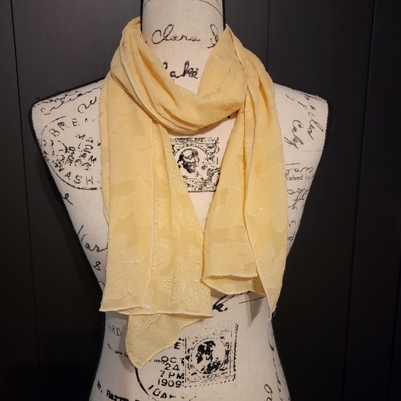 Yellow Synphony Scarf - Picture 2 of 7